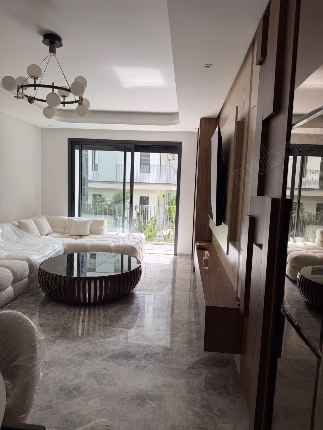 Sale of a beautiful apartment in Aïn Sebaâ. Total area 140 m²