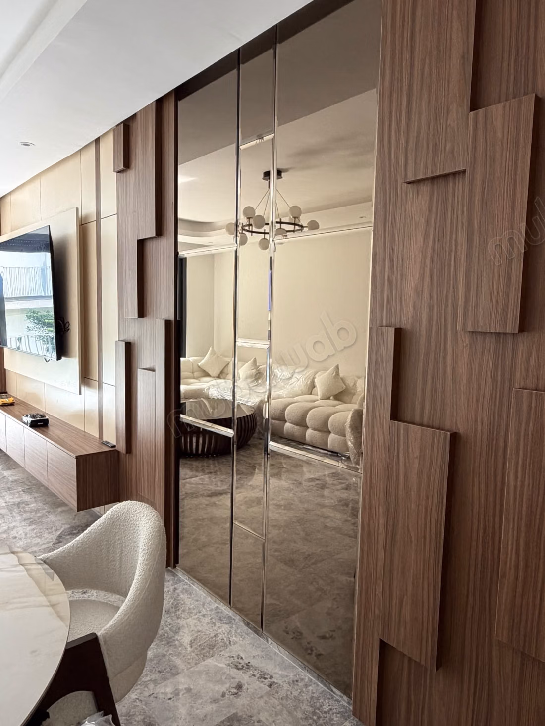 Sale of a beautiful apartment in Aïn Sebaâ. Total area 140 m²
