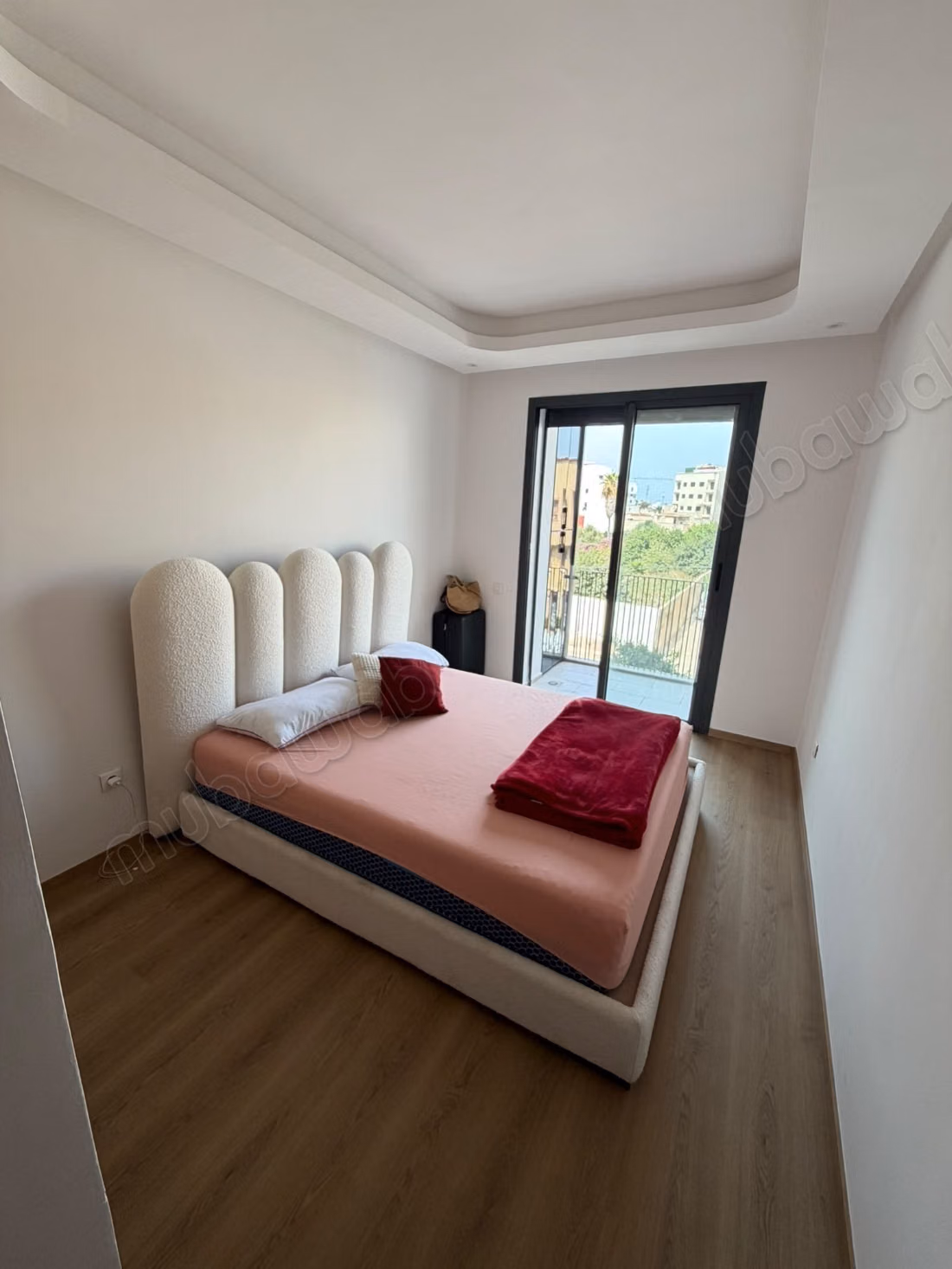 Sale of a beautiful apartment in Aïn Sebaâ. Total area 140 m²