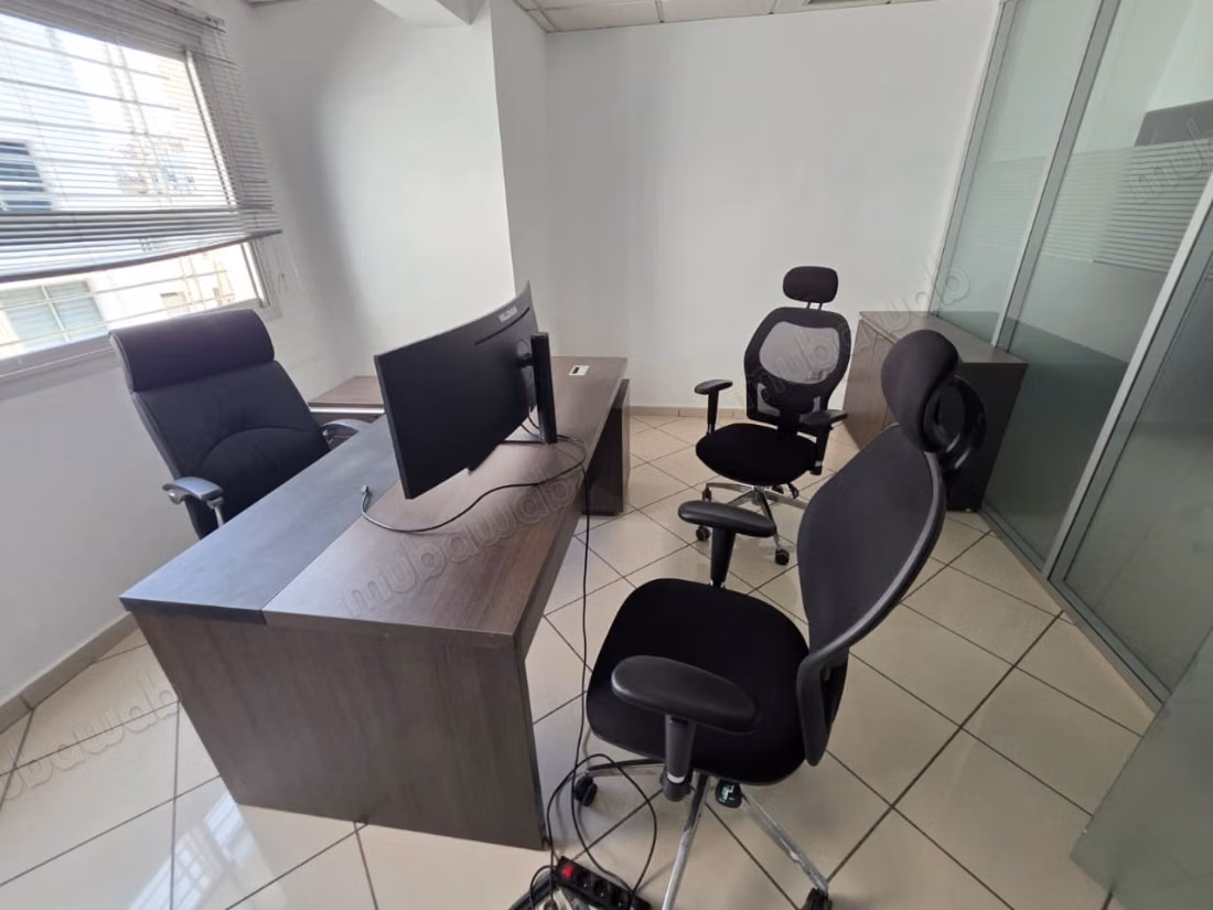 Bureau à louer ou à vendre – Abdelmoumen
