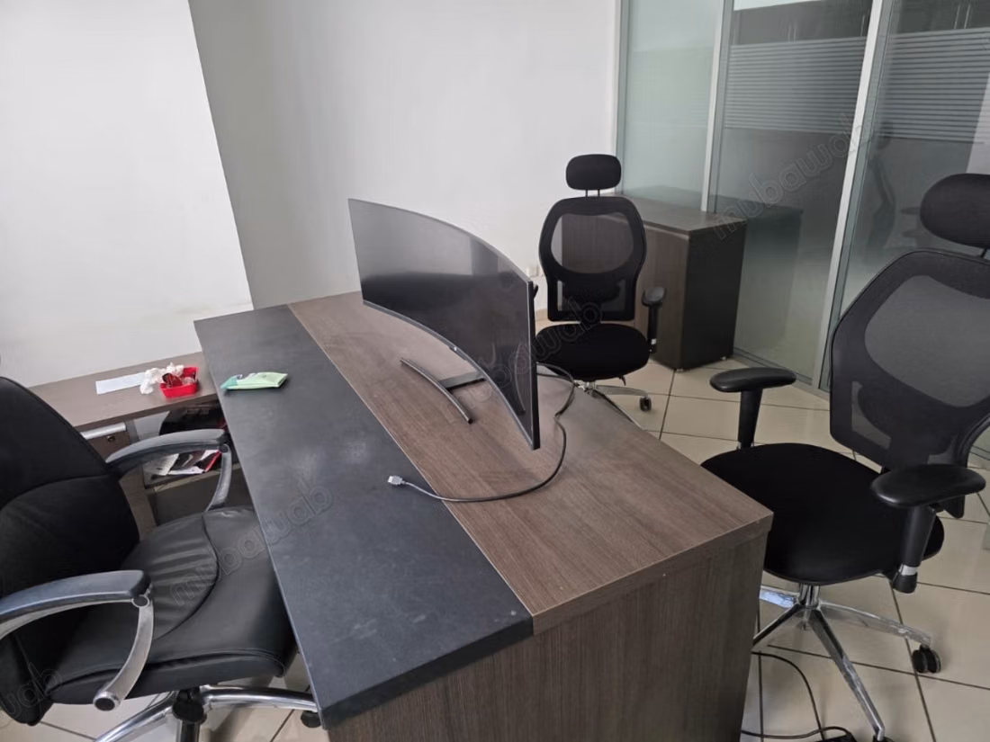 Bureau à louer ou à vendre – Abdelmoumen