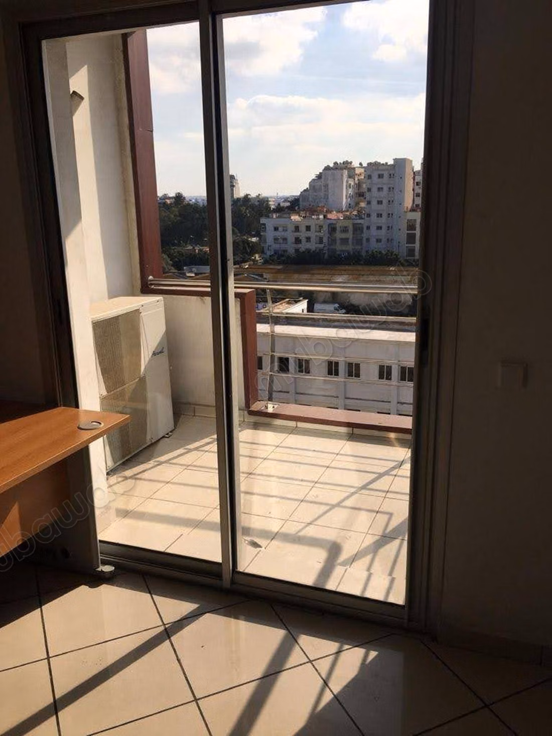 Bureau à louer ou à vendre – Abdelmoumen