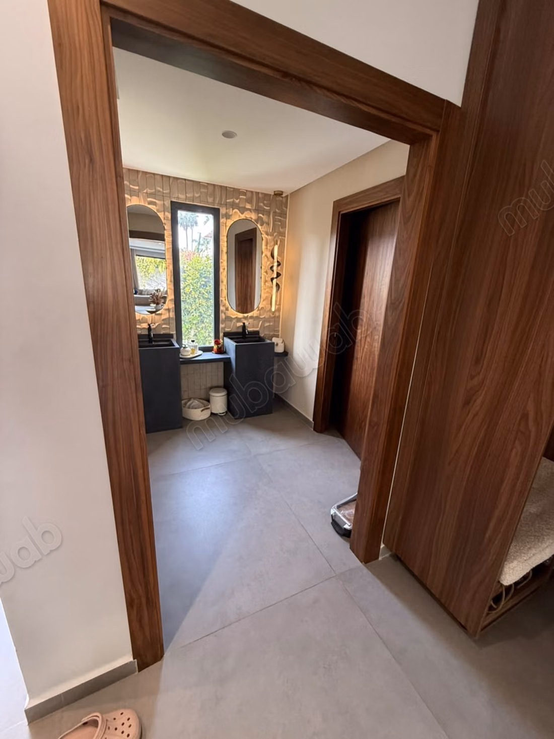 Villa a location usag bureau à El Manar 10M
