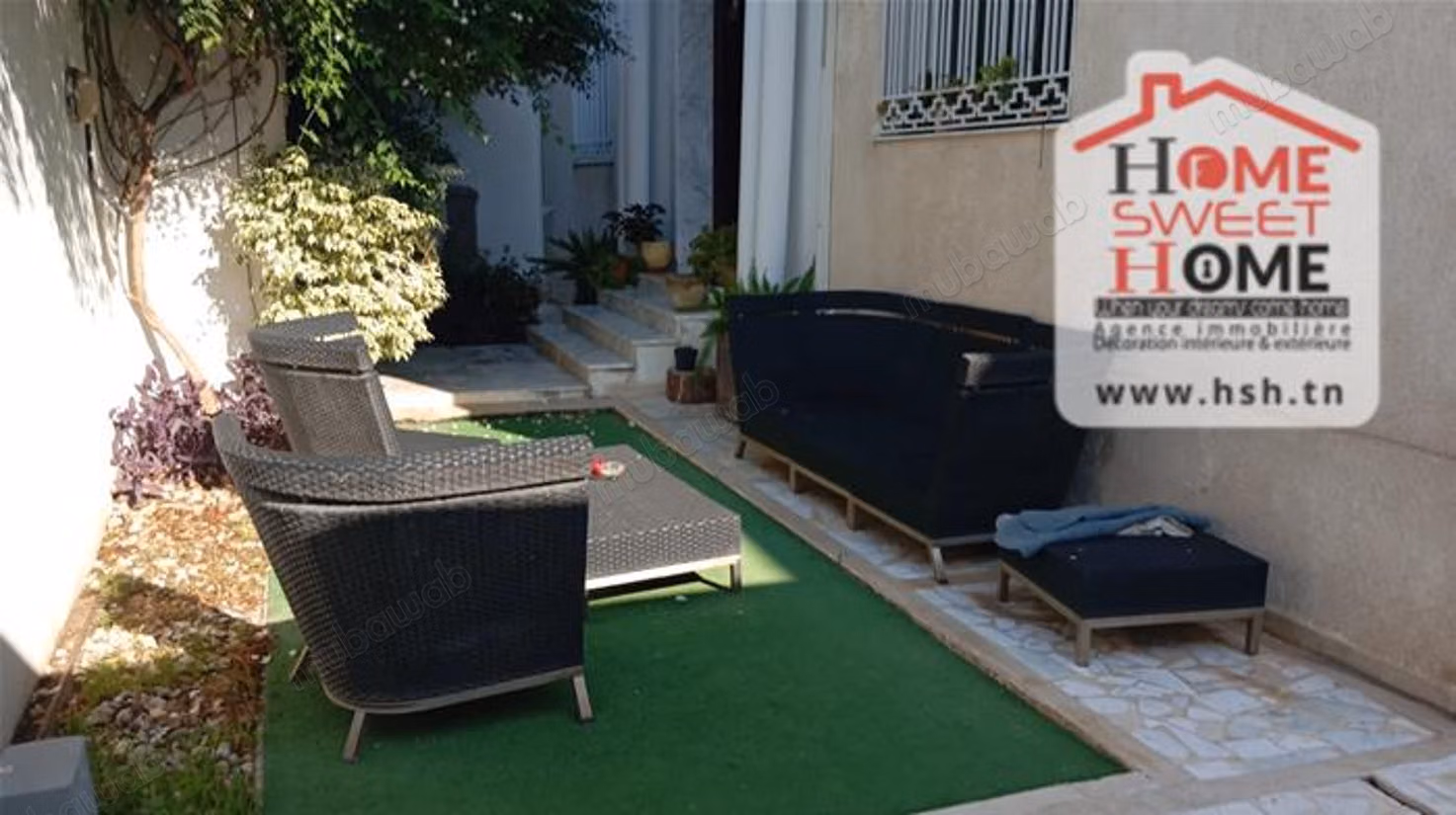 Villa Rola in vendita a Menzeh1