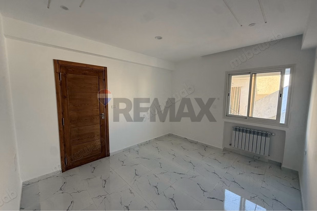 À Vendre Maison S2 au RDC à Borj Louzir