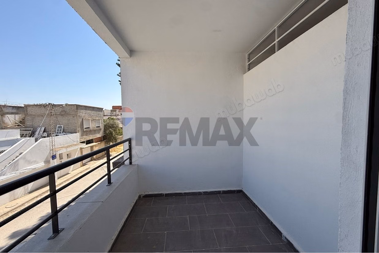À Vendre Maison S2 au RDC à Borj Louzir