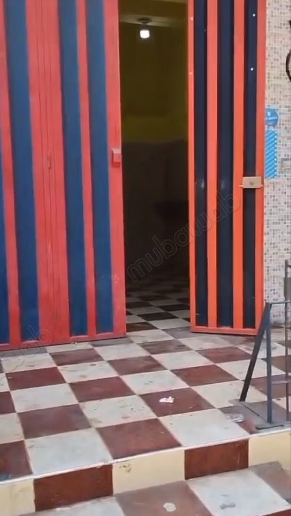 Local commercial à vendre à Al Azhar.
Surface totale 24 m²