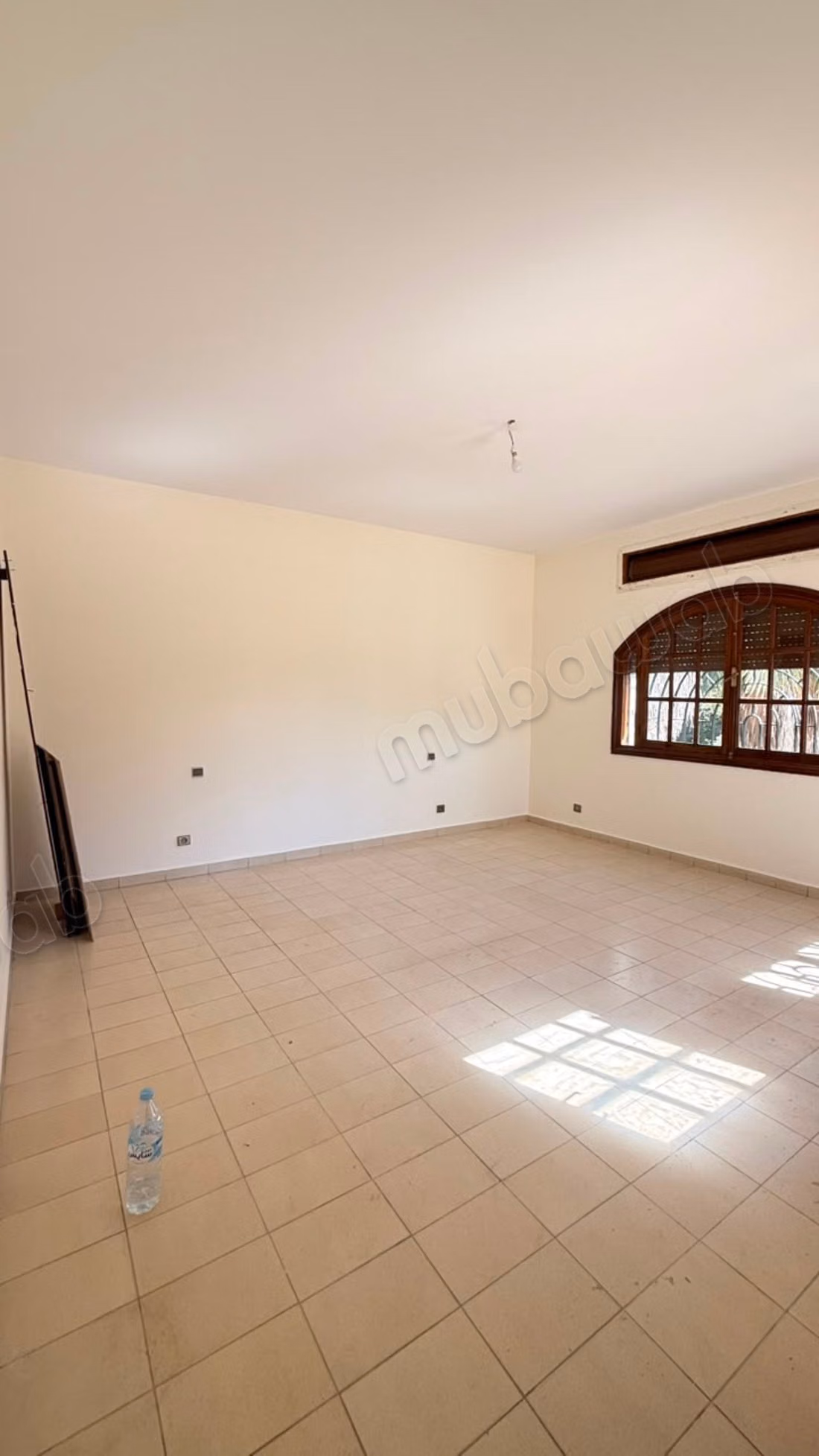 900m² Villa te huur in Hay Riad