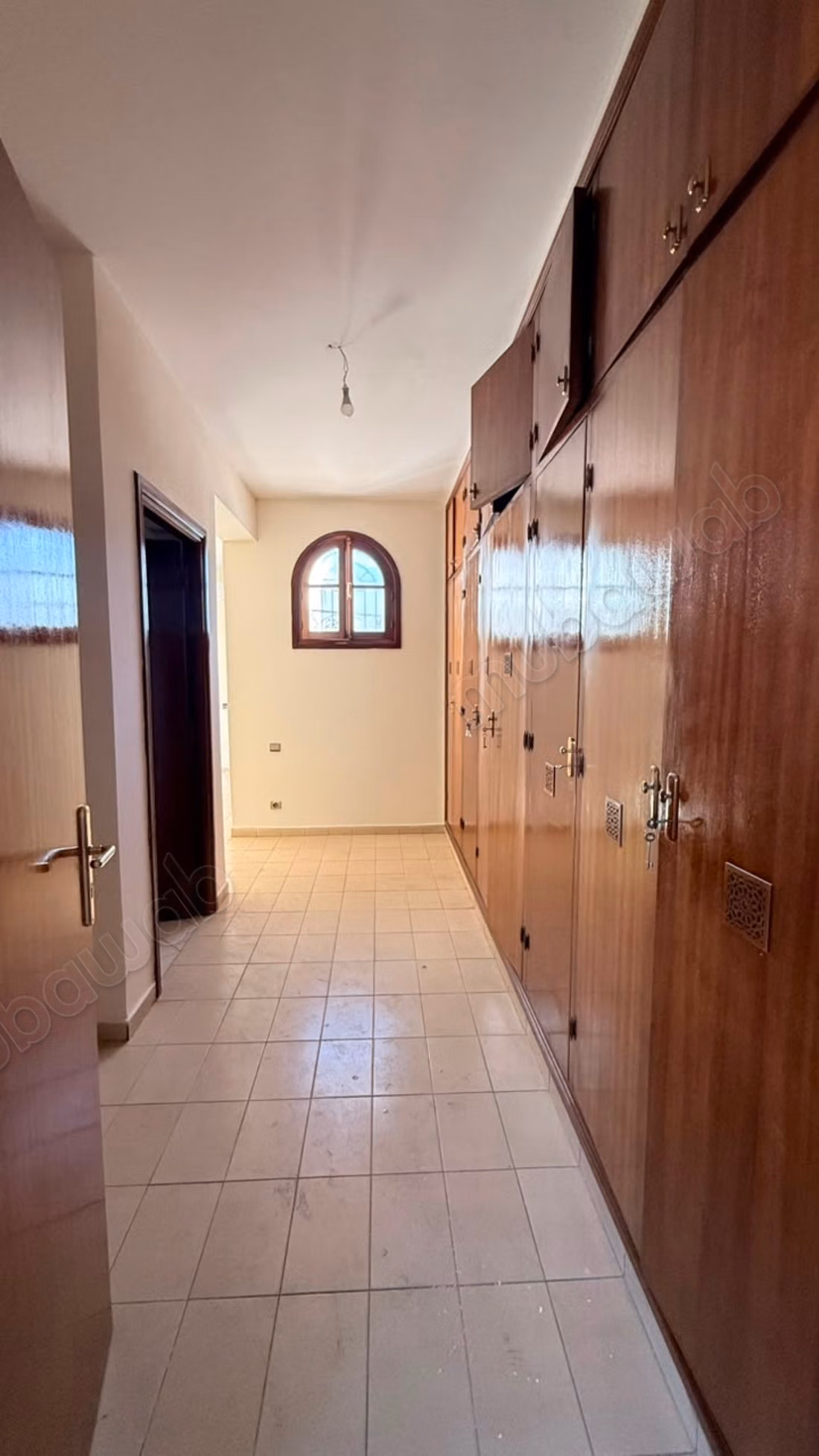 900m² Villa te huur in Hay Riad
