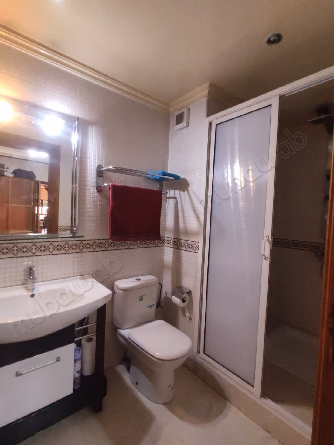 Apartment for sale in Victor Hugo. 3 comfortable rooms. Concierge service, air conditioning