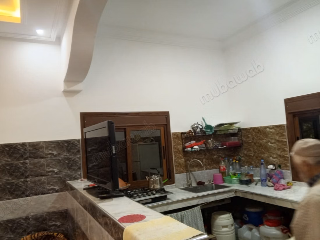 Maison excellente à vendre à Ourika avec 2 excellentes chambres. Jardin