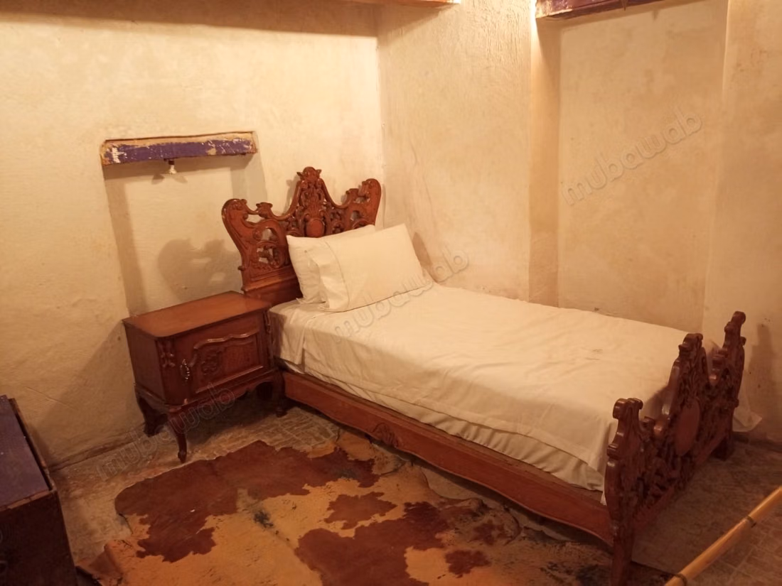 Riad for sale in Talaa. 11 large rooms. Well furnished