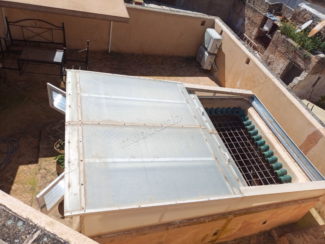 Riad for sale in Talaa. 11 large rooms. Well furnished