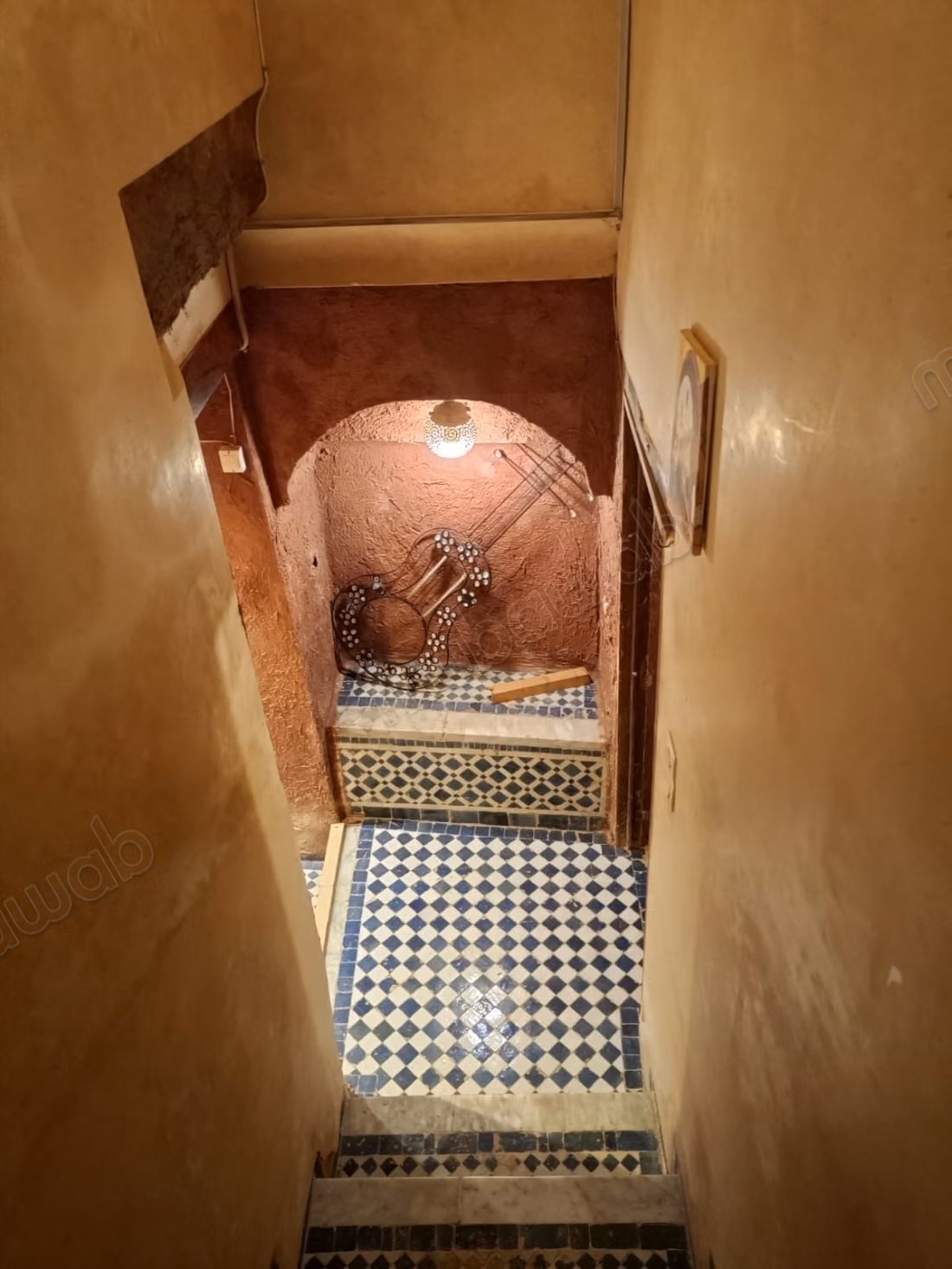 Riad for sale in Talaa. 11 large rooms. Well furnished
