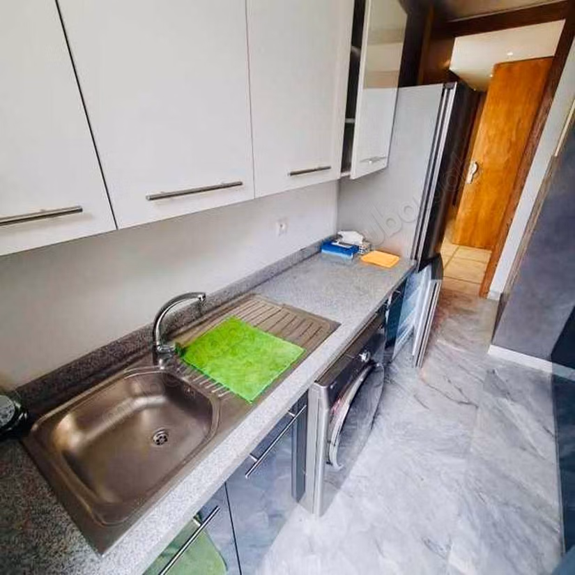 Appartement à Louer de 101.0 m² à Casablanca, Maarif Extension