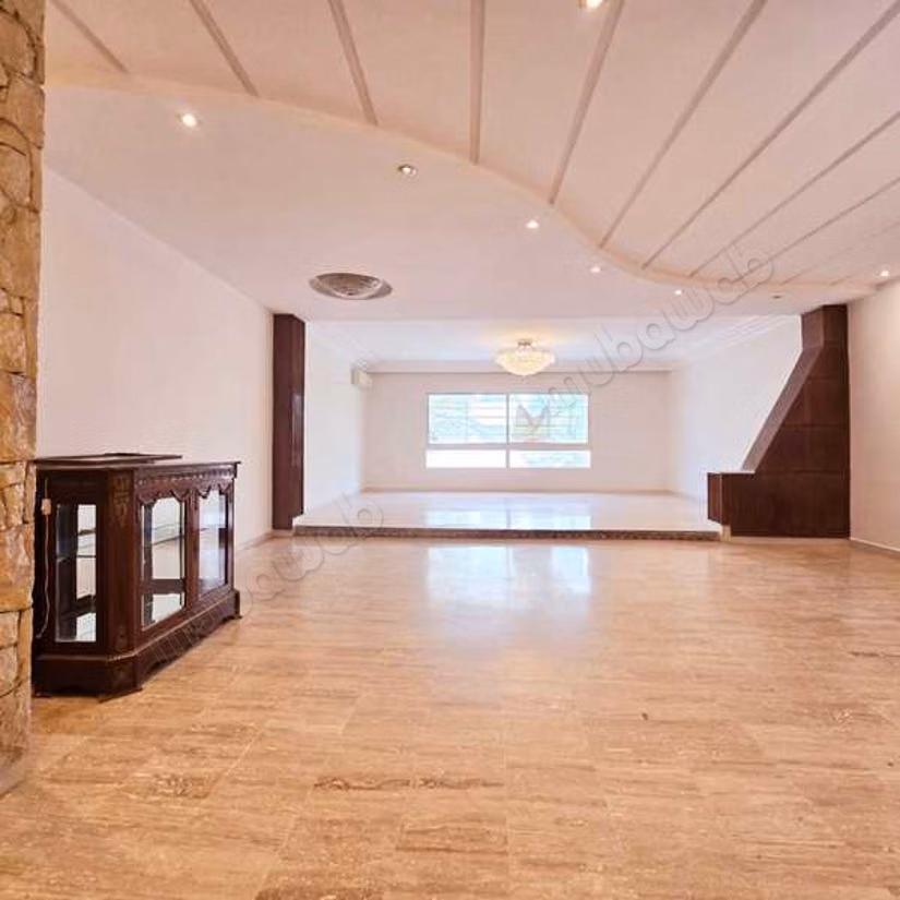 Appartement à Louer de 208.0 m² à Casablanca, Beausejour
