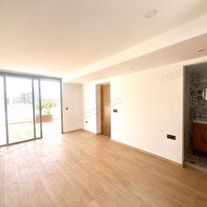 Villa for Rent of 342.0 m² in Casablanca, Ain Diab