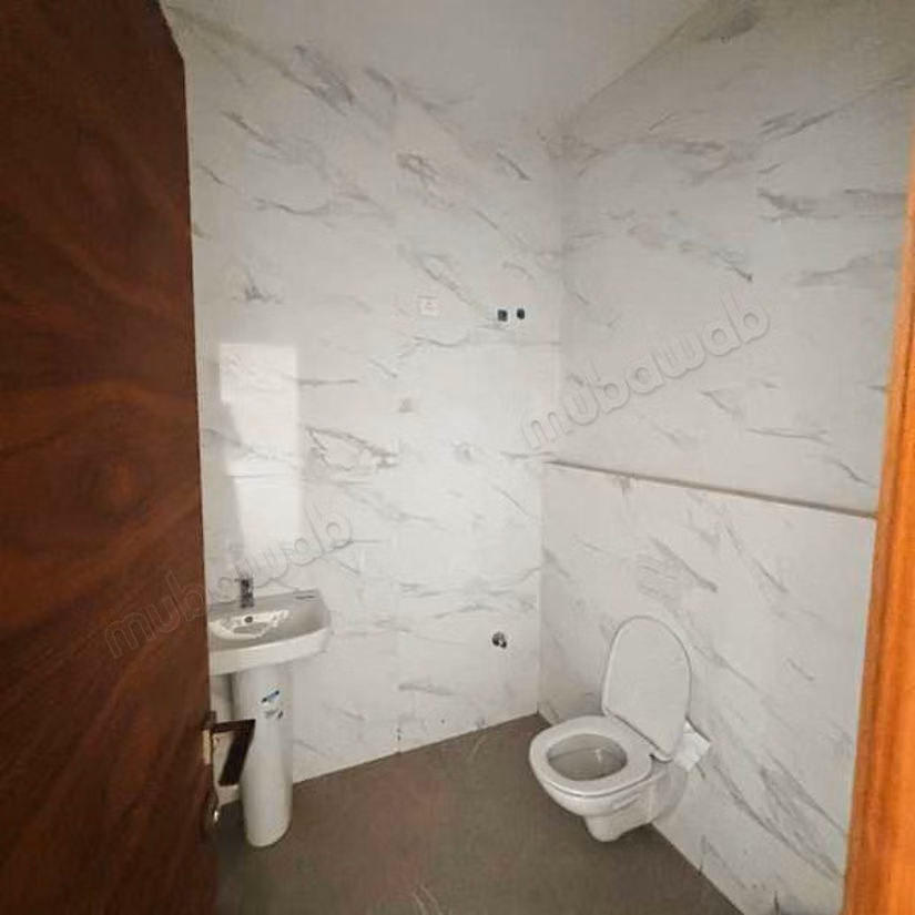 Bureau à Louer de 173.0 m² à,