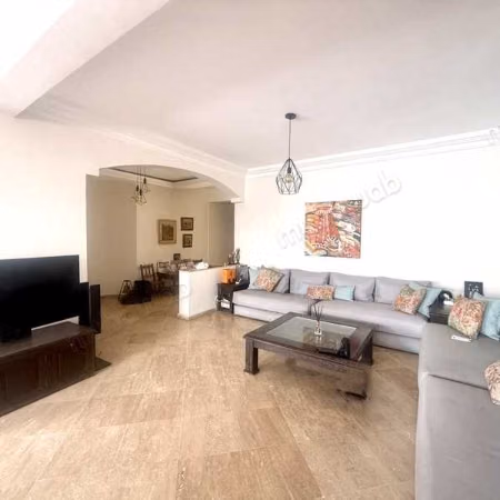 Appartement à Vendre de 216.0 m² à Casablanca, Racine