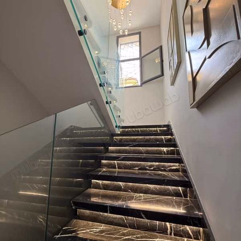 Local commercial à Louer de 463.0 m² à Casablanca, Racine