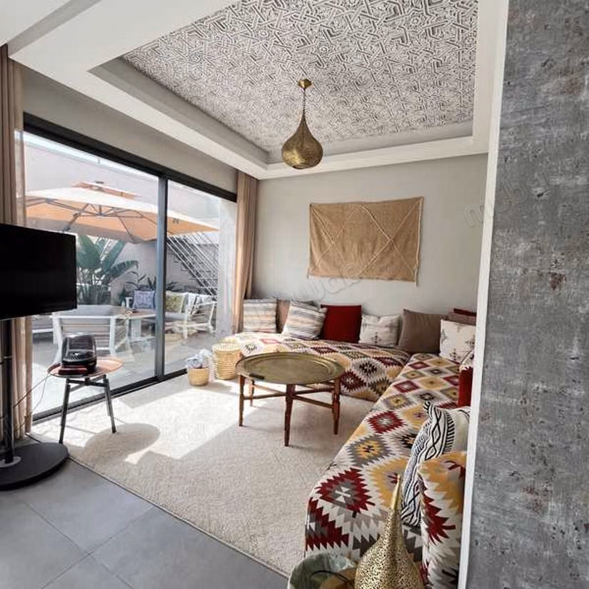 Local commercial à Louer de 463.0 m² à Casablanca, Racine