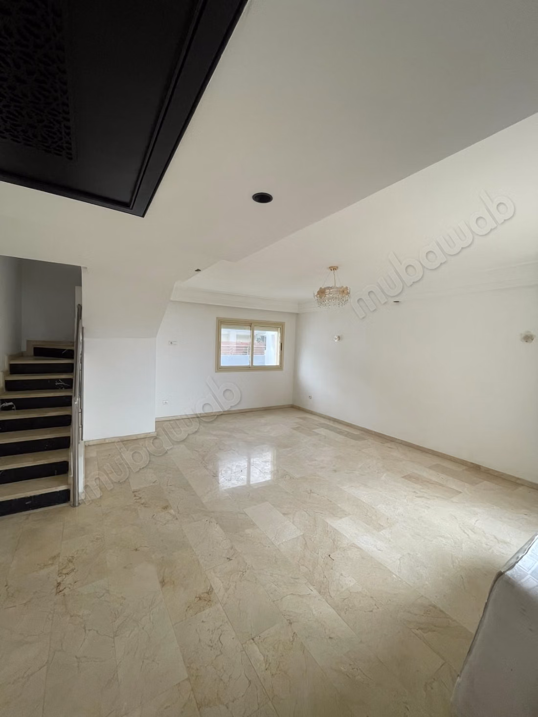 Empty apartment for rent - Ain Diab