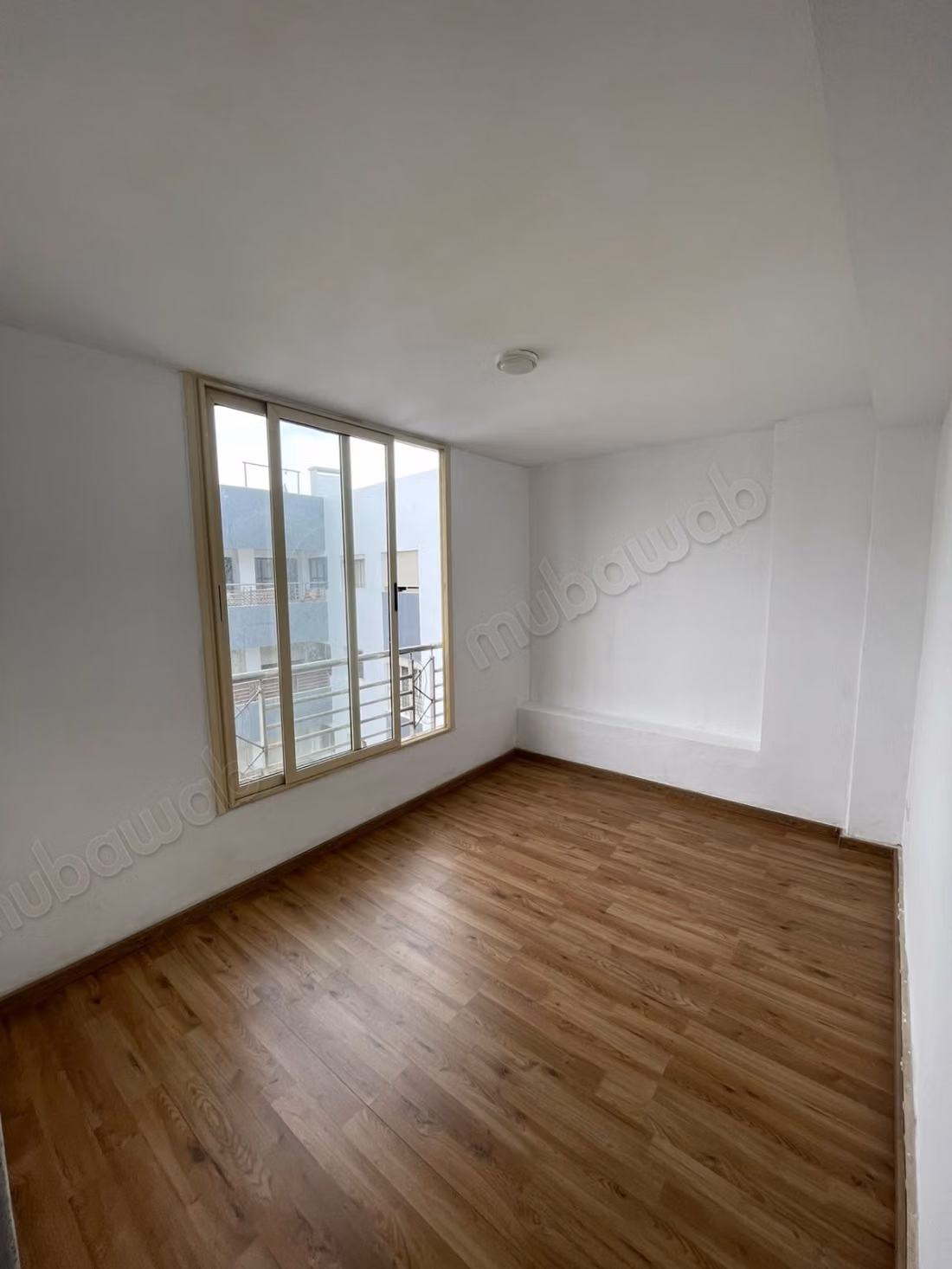 Empty apartment for rent - Ain Diab