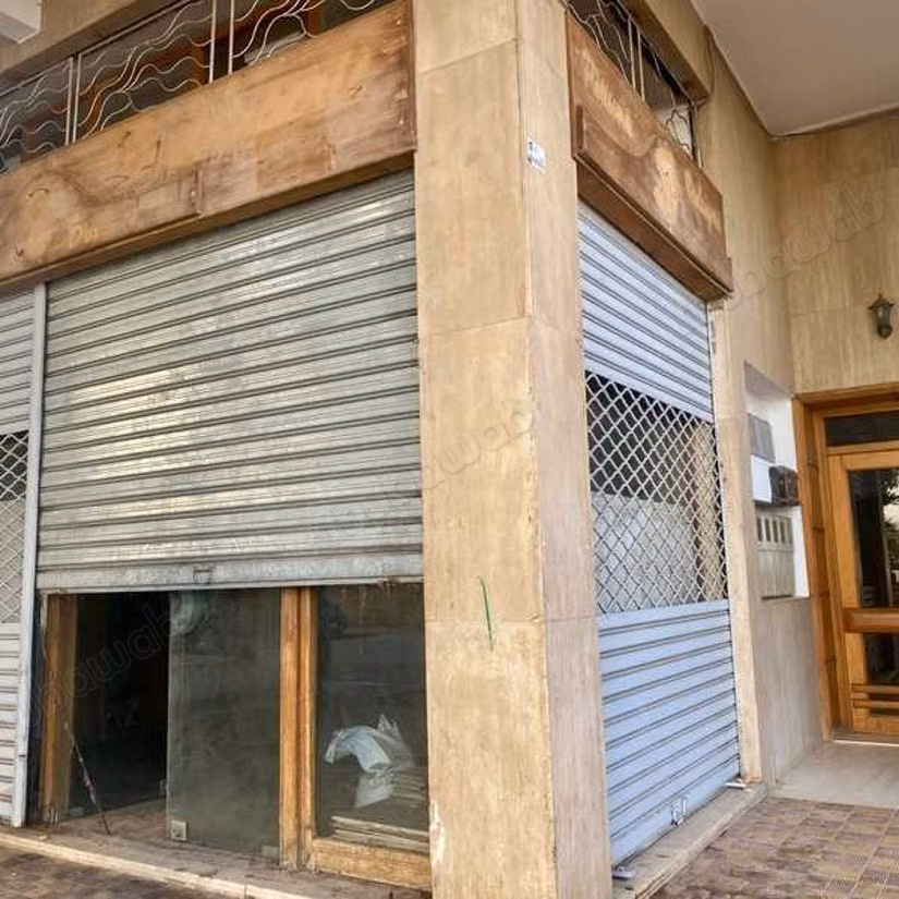 Local commercial à Vendre de 61.0 m² à Casablanca, Lekrimat