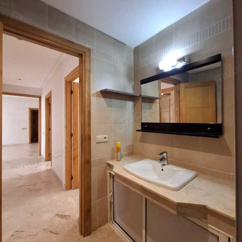 Apartment for Sale of 130.0 m² in Casablanca, California