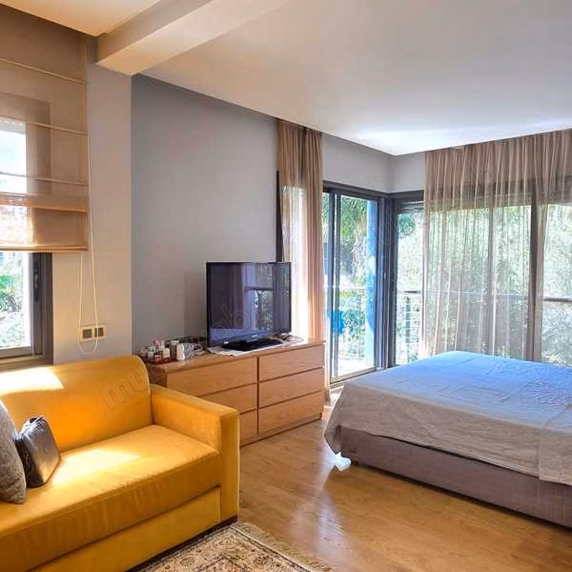 Villa for Sale of 426.0 m² in Bouskoura, Bouskoura
