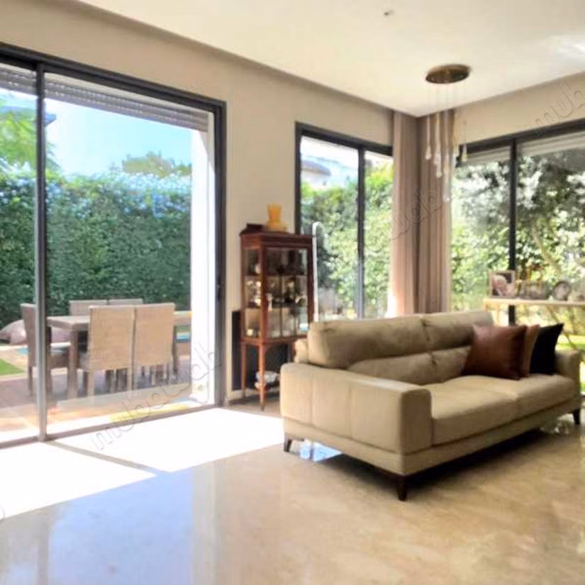 Villa for Sale of 426.0 m² in Bouskoura, Bouskoura