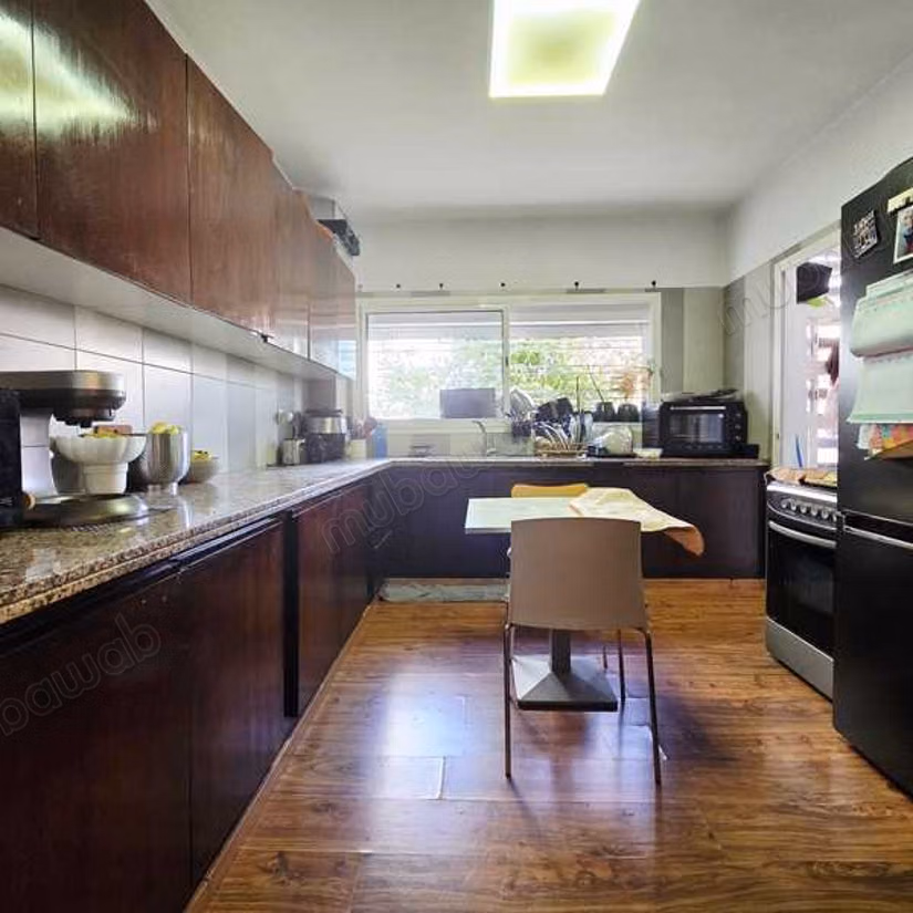 Appartement à Vendre de 146.0 m² à Rabat, Quartier Des Ambassades