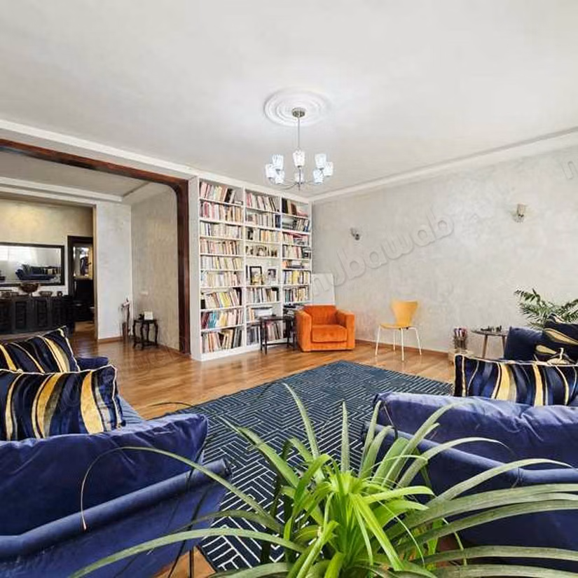 Appartement à Vendre de 146.0 m² à Rabat, Quartier Des Ambassades