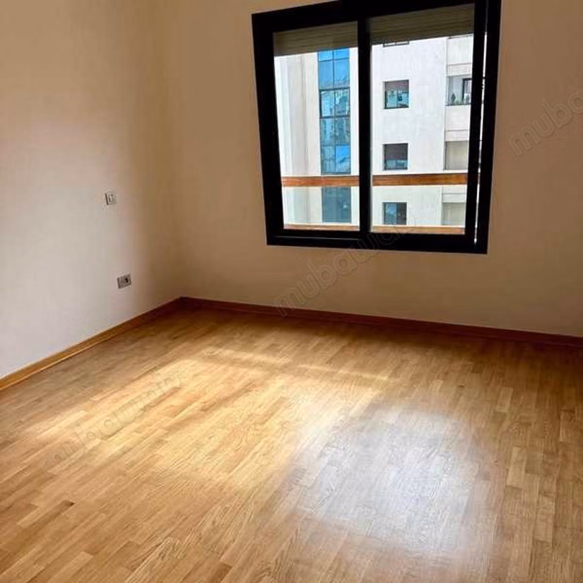 Appartement à Louer de 140.0 m² à Casablanca, Racine