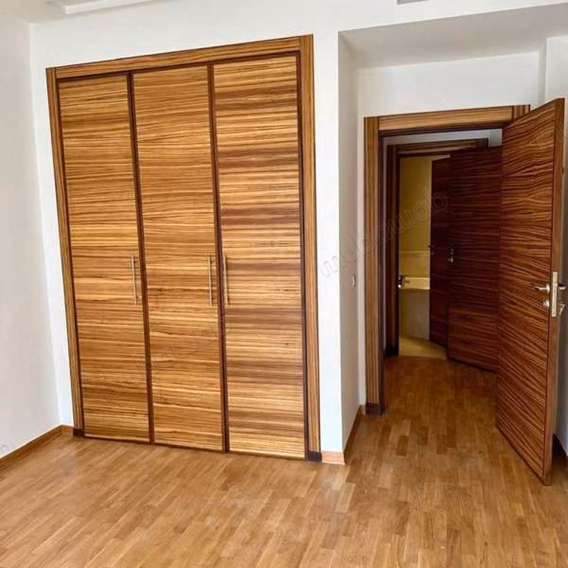 Appartement à Louer de 140.0 m² à Casablanca, Racine