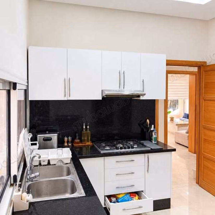 Villa for Sale of 400.0 m² in Marrakech, Route De L'Ourika Tassoultante