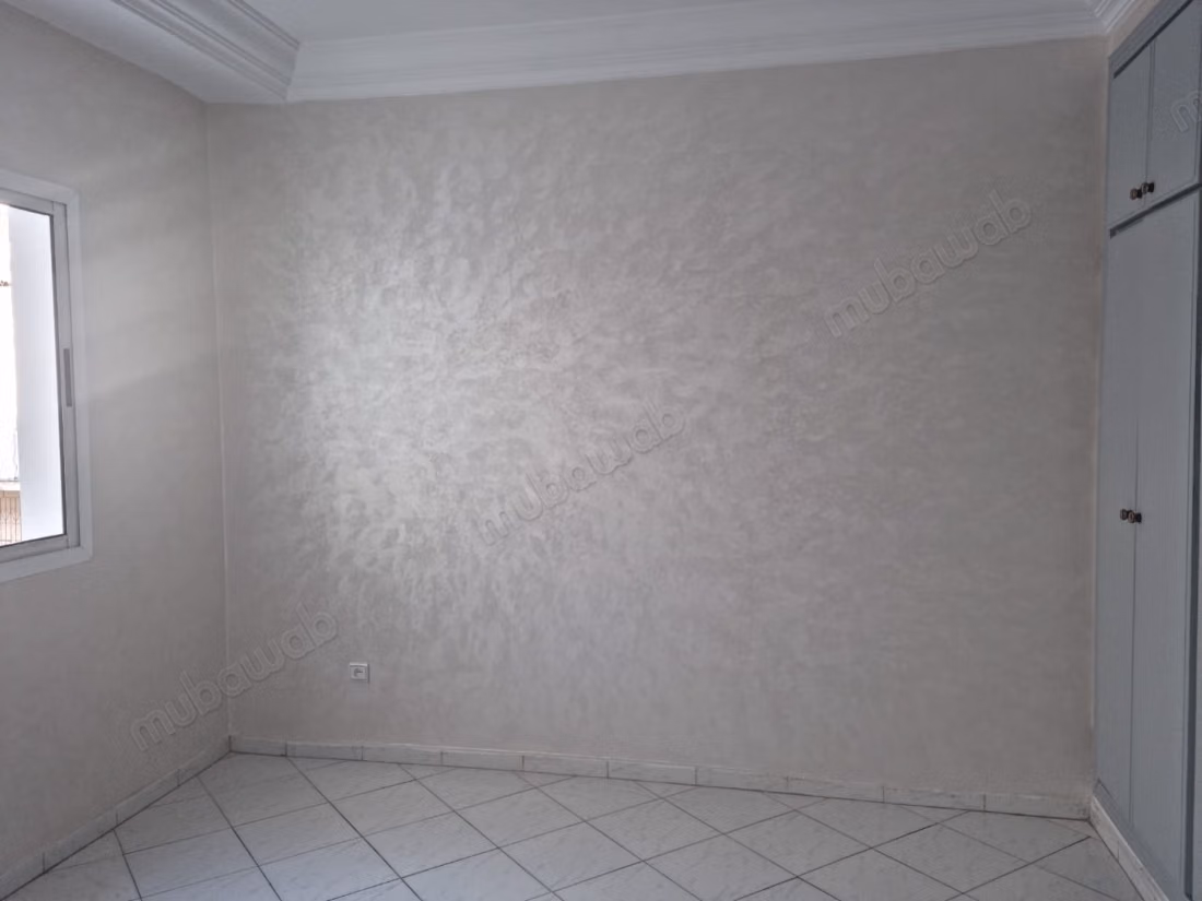 Location d'un appartement à Beauséjour. Superficie 98 m². Résidence avec concierge
