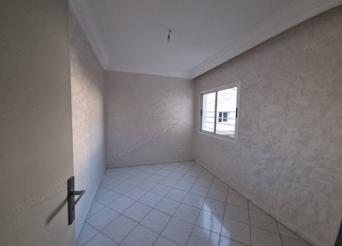 Location d'un appartement à Beauséjour. Superficie 98 m². Résidence avec concierge