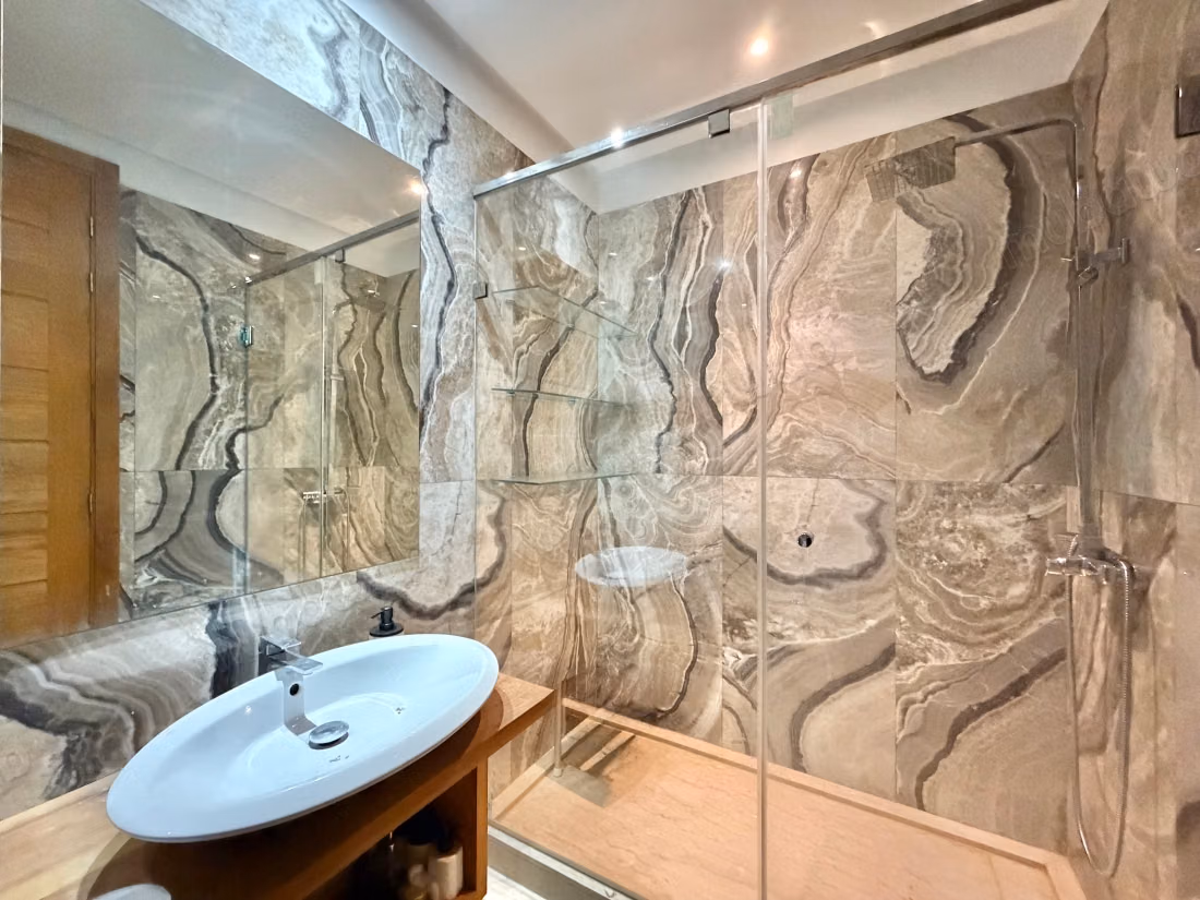 Magnifique appartement en étage élevé