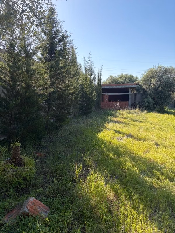 Terrain de 1000 m2 à Sanhaja cité des juges