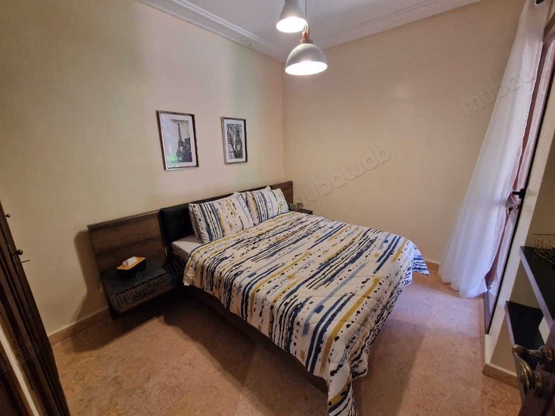 Affitto di un appartamento arredato con una camera da letto al piano terra con piscina comune ad Agdal Marrakech