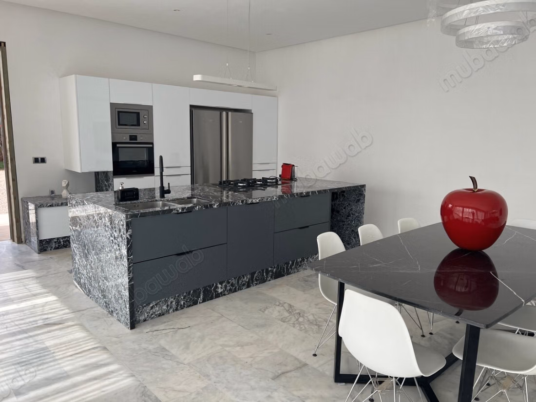 Belle villa moderne proche american school