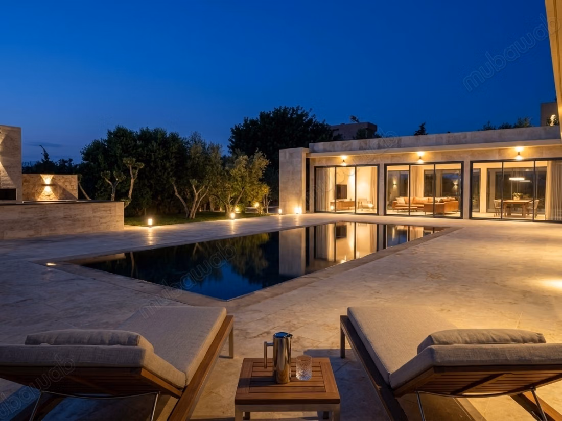Belle villa moderne proche american school