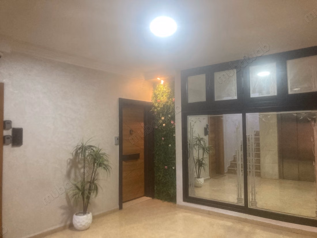 Stunning fully furnished apartment for sale in Guéliz. 2 bedrooms. Furnished
