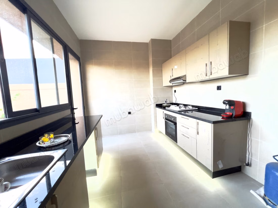 Modern villa with 2 facades and garden in Targa