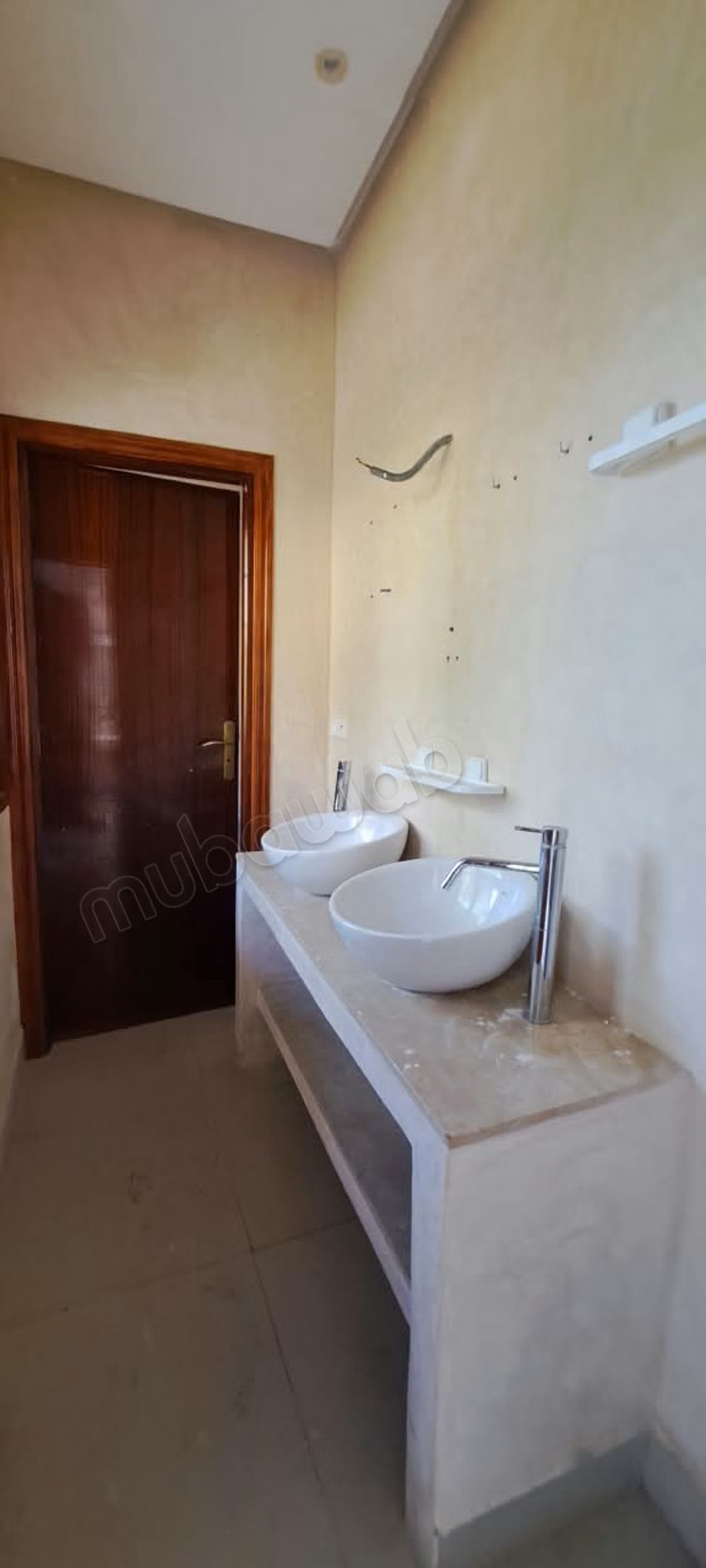 Belle villa a louer ain diab en tres bon etat