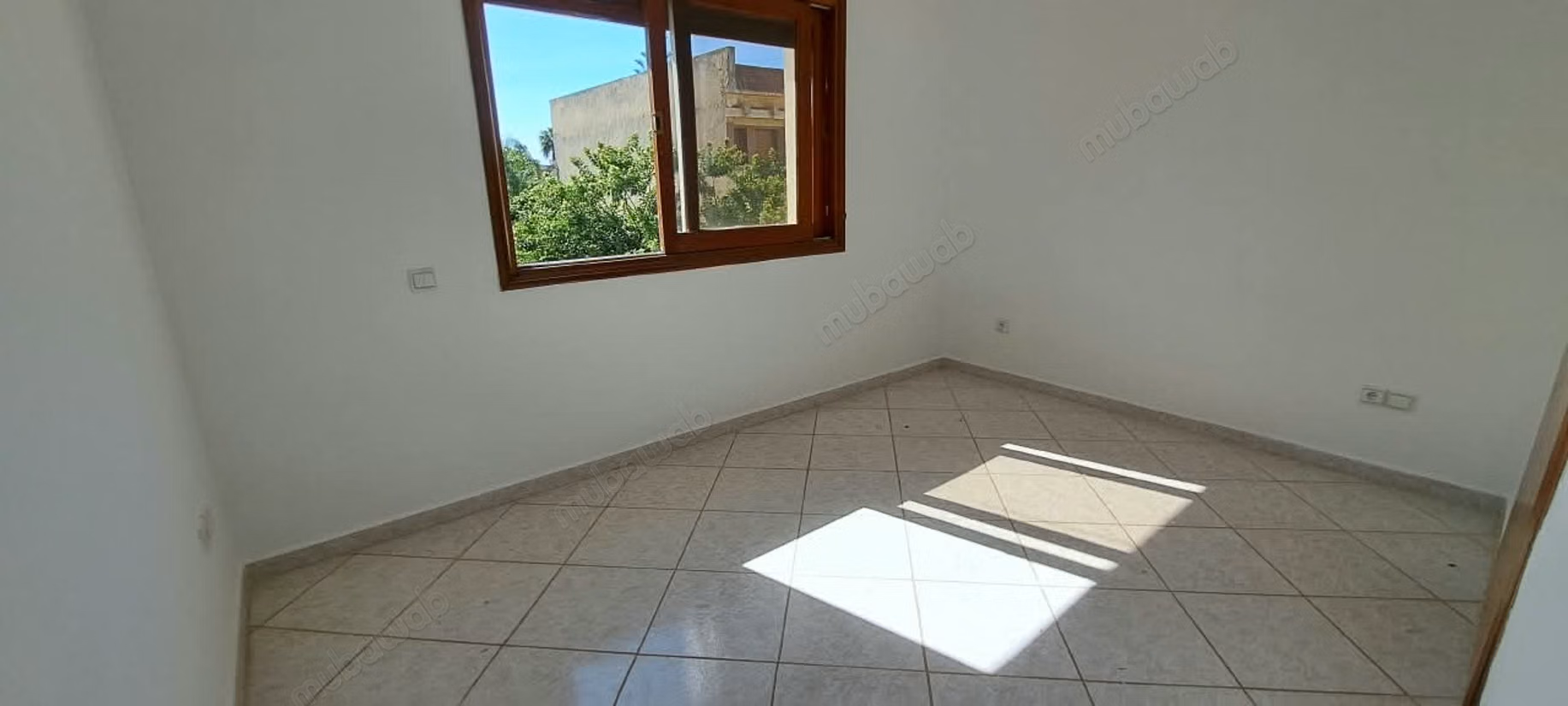 Belle villa a louer ain diab en tres bon etat