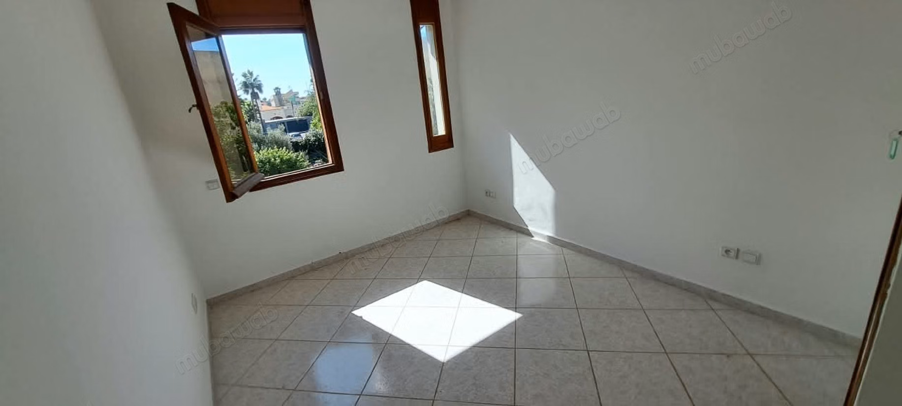 Belle villa a louer ain diab en tres bon etat