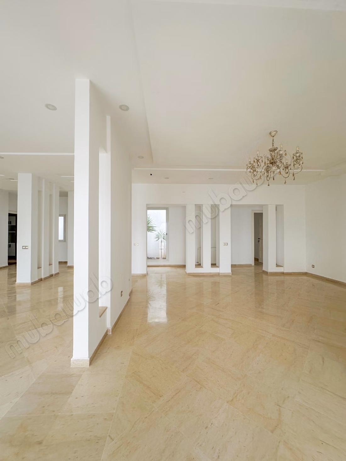 A vendre VILLA D’EXCEPTION à Hammamet