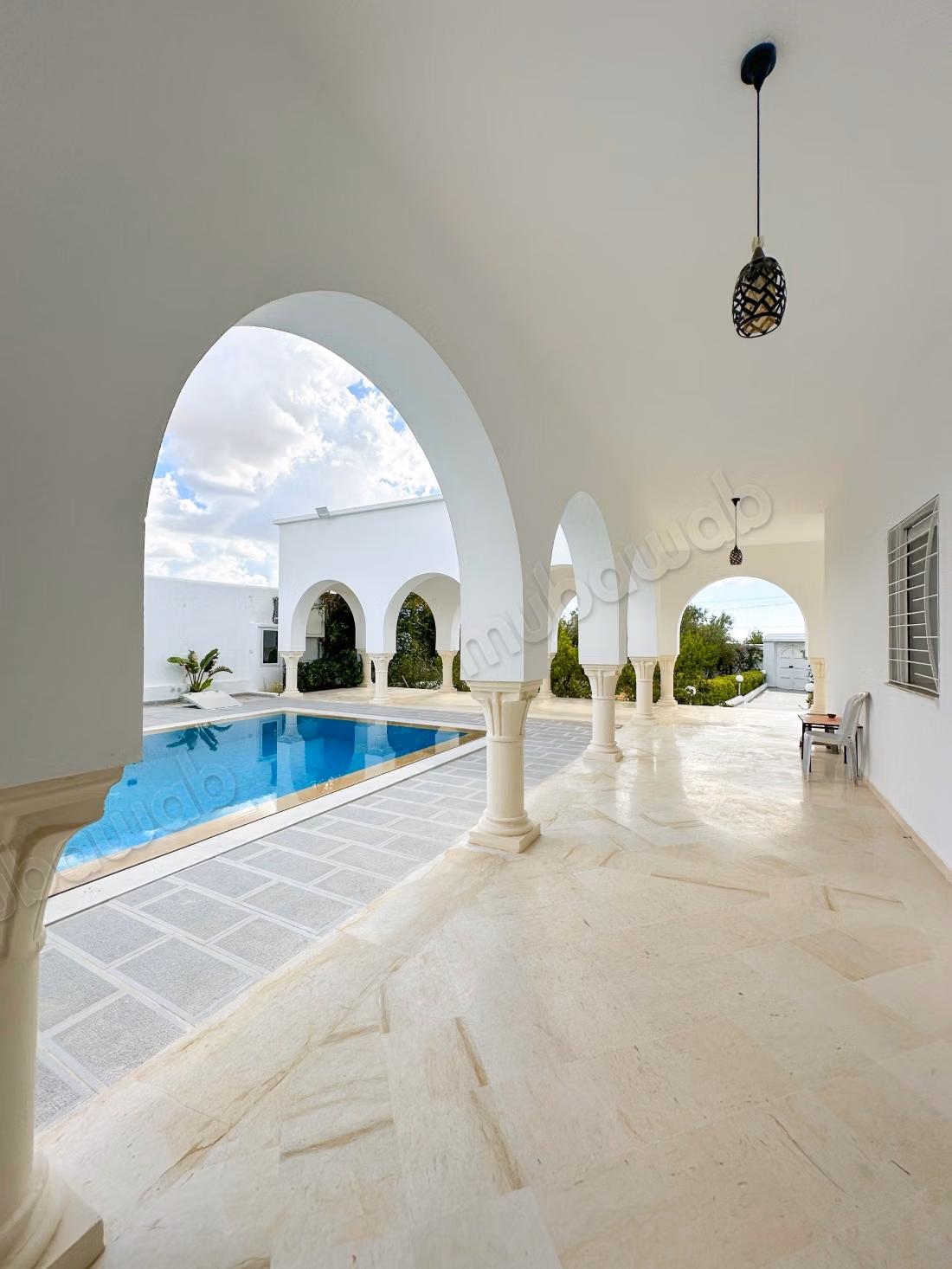 A vendre VILLA D’EXCEPTION à Hammamet